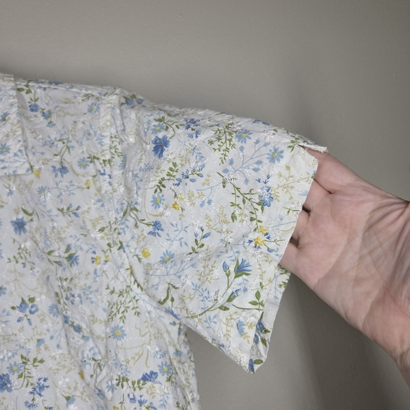 Vintage 90s Casey & Max Blue Yellow White Floral Embroidered Button Up Crop Med - Picture 3 of 8